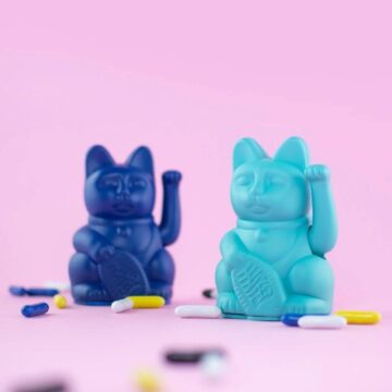 lucky-cat-dark-blue-sincerita